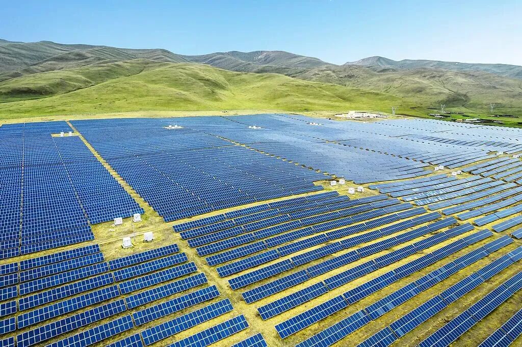 四川 劍指世界級新能源基地，2027年產業鏈營收沖刺6000億